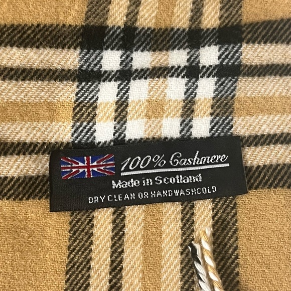100% Scotland Cashmere Scarf Plaid Unisex Good Condition - Picture 2 of 6